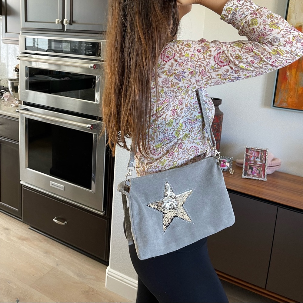 Real leather clutch in grey silver